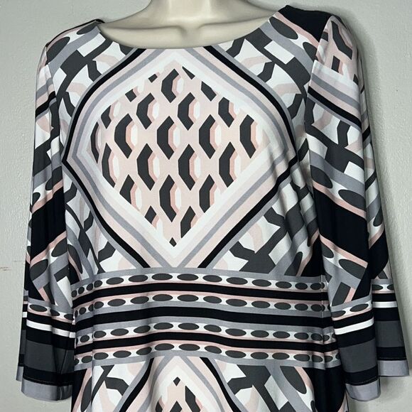 Calvin Klein 3/4 Sleeve Round Neck Geometric Pattern Gray/Pink Jersey Dress Sz 6 - Picture 6 of 10